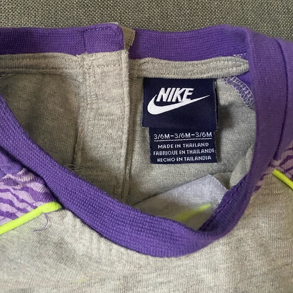 Nike baby 3-6M Tshirt - Picture 5 of 5